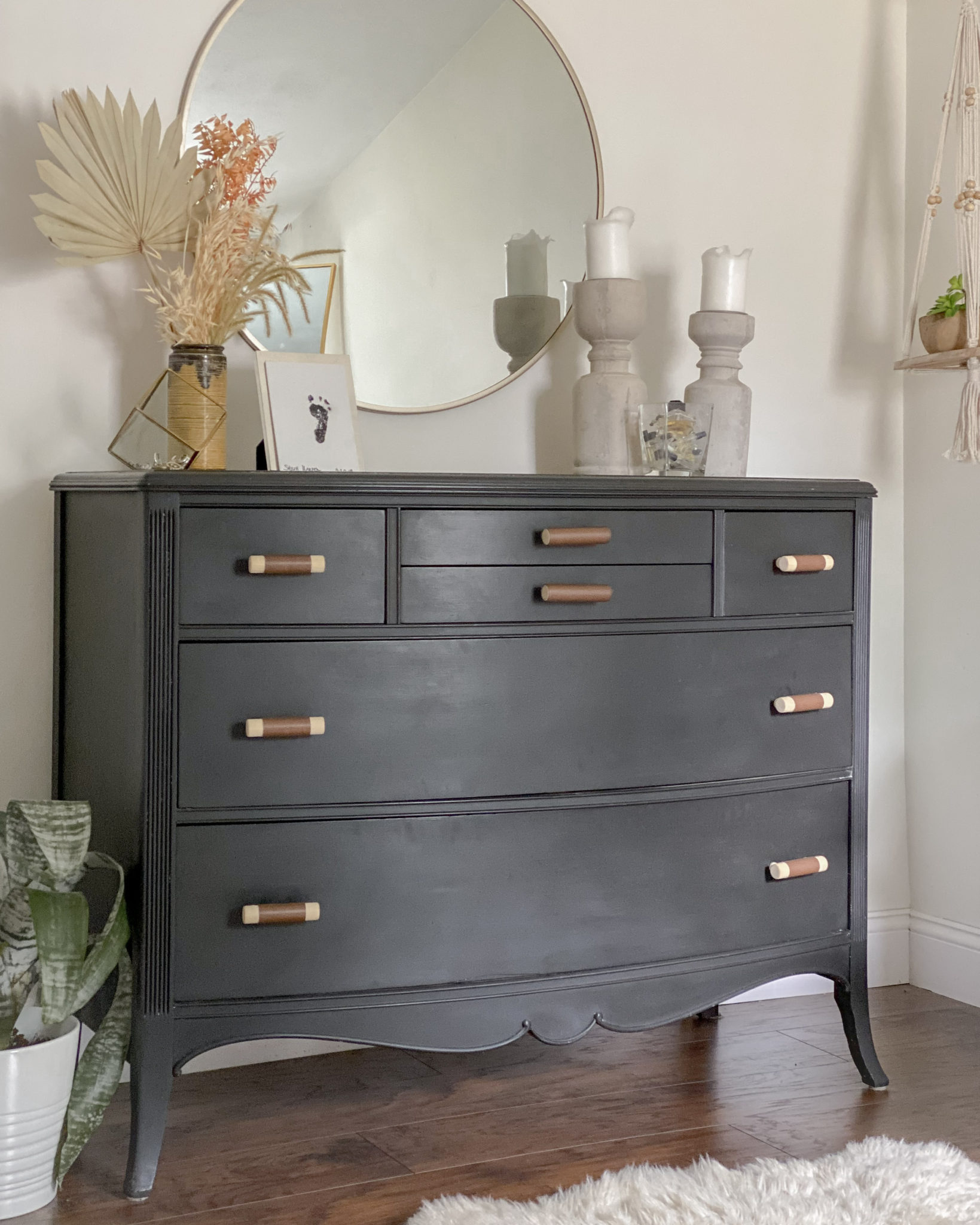 DIY Dresser Makeover: How to Make an Old Dresser Look Modern | RAE for real