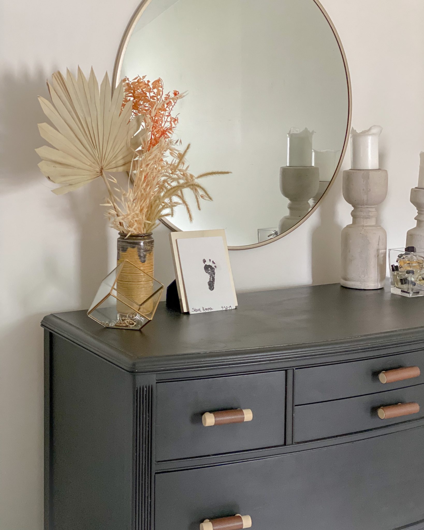 DIY Dresser Makeover: How to Make an Old Dresser Look Modern | RAE for real